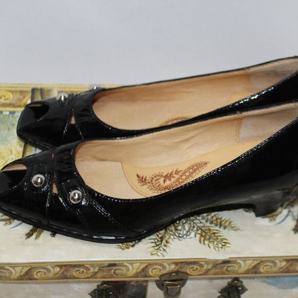 Sofft Simone Black Patent Open Toe Heels - Picture 9 of 15